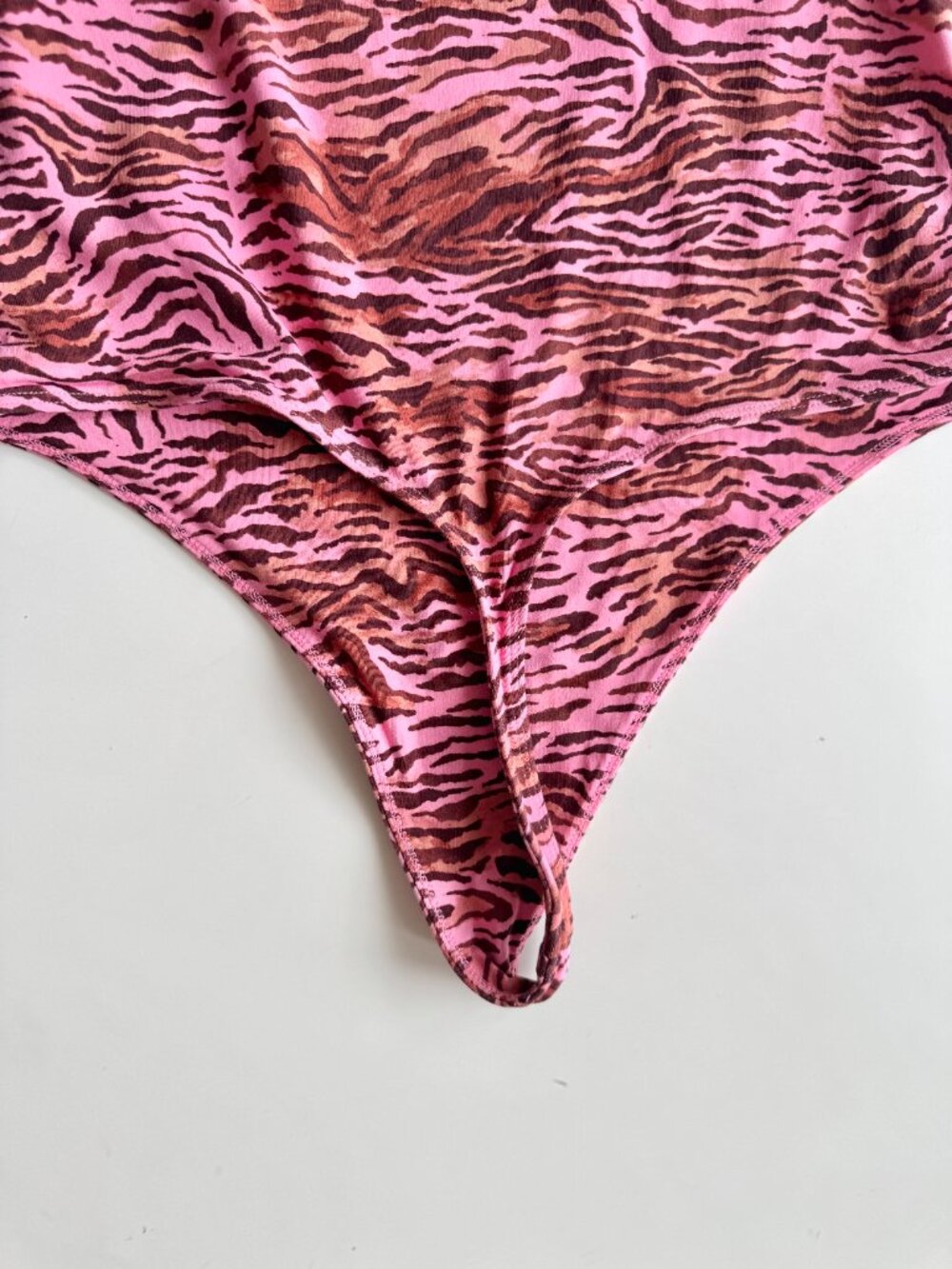Aritzia LITTLE MOON Swizzle Pink Tiger Striped One Shoulder Bodysuit, Size L - Picture 6 of 9